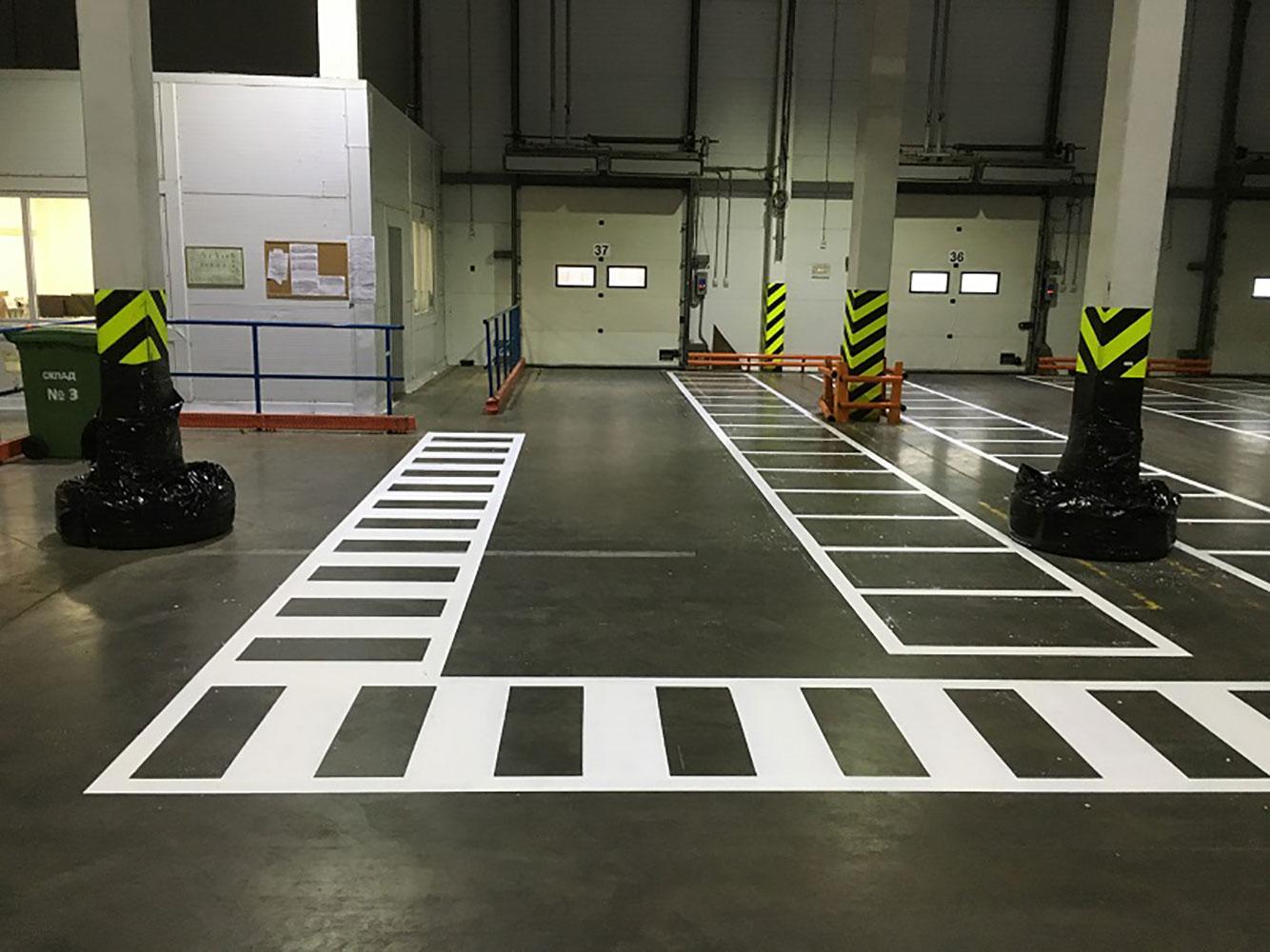 shiny garage floor after coating.